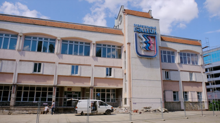 Юность бассейн калининград официальный
