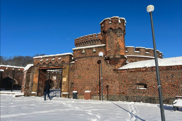 Сколько градусов в калининграде завтра